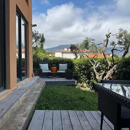 Avec Grand Jardin Et Vue Dans L'une Des Meilleures Residences Avec Piscine Au Coeur Du Village Emblematique